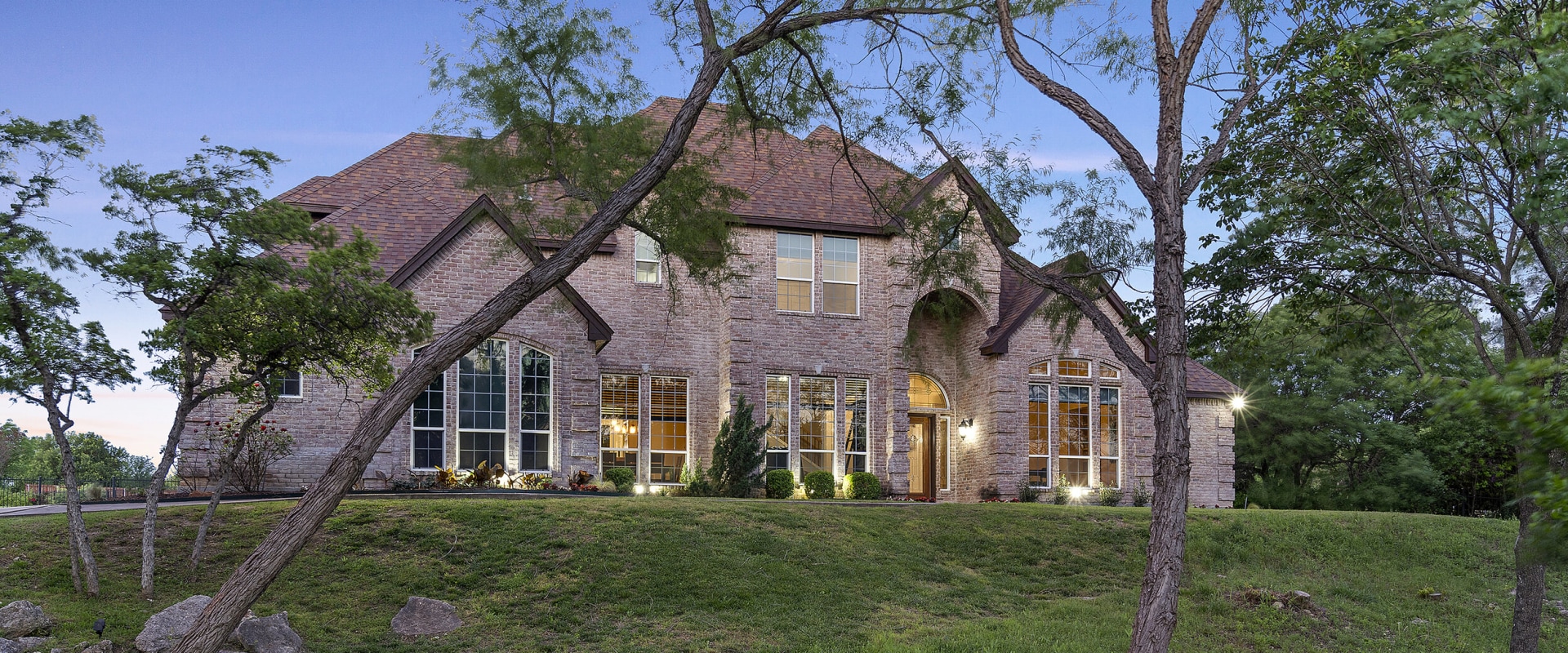 Who regulates real estate in texas?