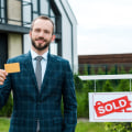 Do real estate agents have to work for a broker texas?