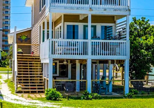 Where do real estate lawyers make the most money?